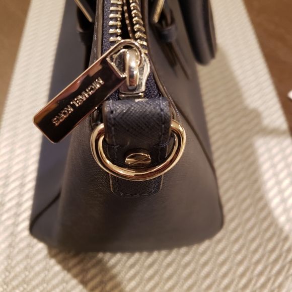 Brand New Michael Kors Bag - Picture 15 of 16